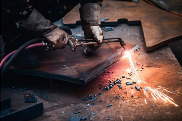 “Forging Ahead: Metal Forming and Fabrication in the Digital Age”