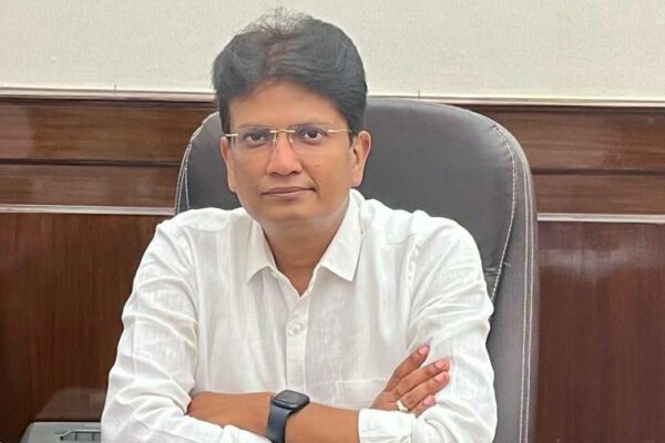 IAS Officer, Ashutosh Agnihotri launched his book “Kuch Adhure Shabd” on July 20th 2023