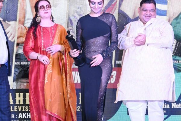 “Khushi Mukherjee: Redefining Entertainment with Fearless Determination”
