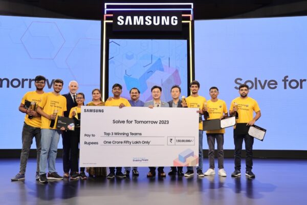 Top 3 Teams from Surat, Nagpur and Golaghat with a Beach Cleaning Robot, an AI Tool to Help Women Choose STEM and a Low-Cost Personal Cooling Device Win Samsung Solve for Tomorrow 2023