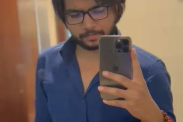 18 year old software developer, got above struggles to Create his company – CSExplained