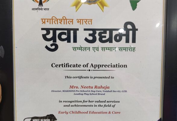 Makoons Play School in Vaishali & Krishna Nagar Triumphs at The Rising India Young Entrepreneur Awards 2023