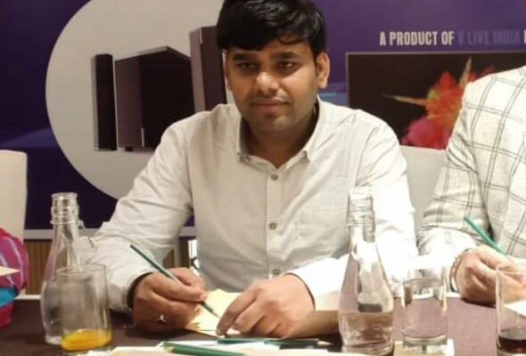 “ Creative approach is never useless or unnecessary in business.” – Mr. Manish Sharma (founder & Director of VLive India)