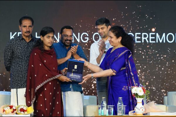 ‘GRIHA SOBHA’ achieves the milestone of handing over first 100 homes for free to women-led underprivileged families, of the promised 1000 homes