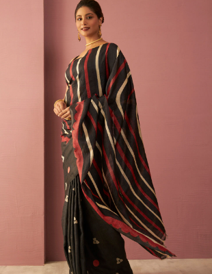 Latest Trending Sarees in 2024 – Must-Have Styles for Your Wardrobe
