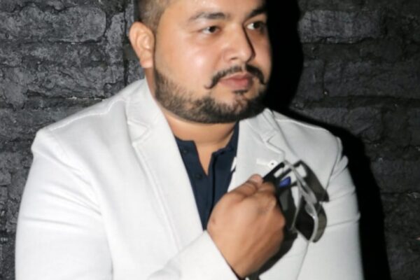 Shailendra Singh, Known as “Shelly Sings,” Unveils His Multifaceted Journey: From Engineering to Real Estate and Music