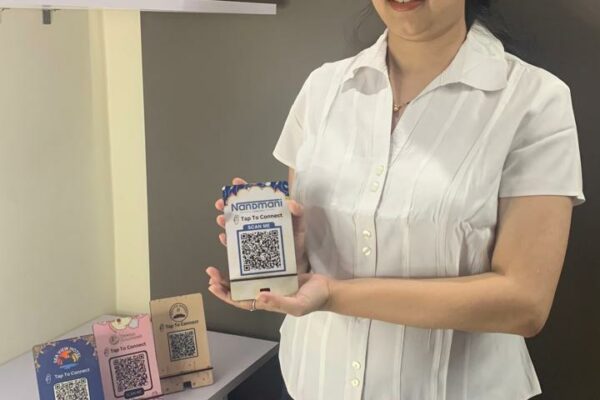 Fast Scan Ushers in a New Era of Networking with NFC Standees