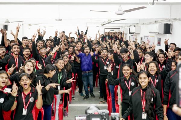Physics Wallah (PW) Celebrates Success in CBSE 2024 Board Results: Over 2500 Students Score 95%+ & above in 10th & 12th