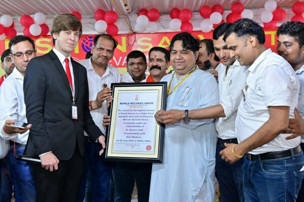Dr. Basant Goel’s Mission Sarvarth Sewa Foundation receives India Book of Records Honour for Maximum Blood Units Collected, Continues Nationwide Medicine Distribution Initiatives 