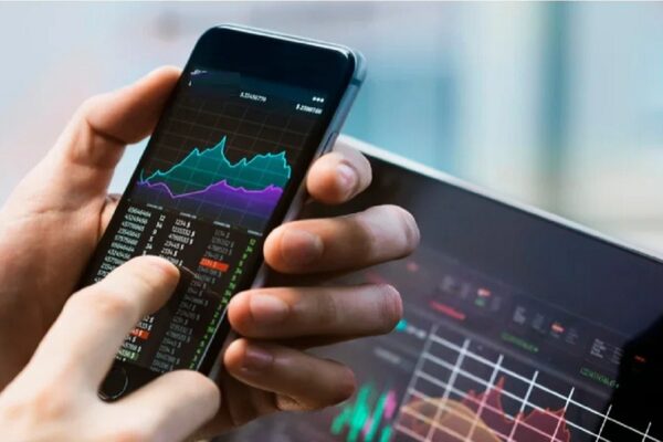 Understanding Investment Strategies for Smarter Decisions