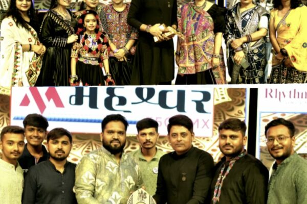 Hunter Hunted Hearts – Neel Siwal At Ahmedabad’s Rang Sheri Garba