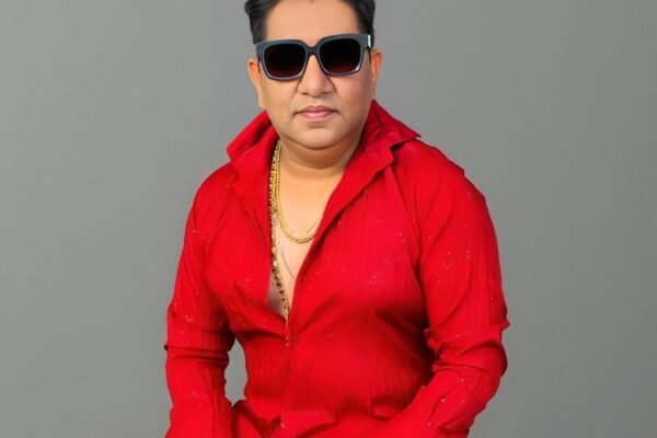 Kuldeep Sandhu: Leading Indian Singer and Composer of Hindi Punjabi and Devotional Music