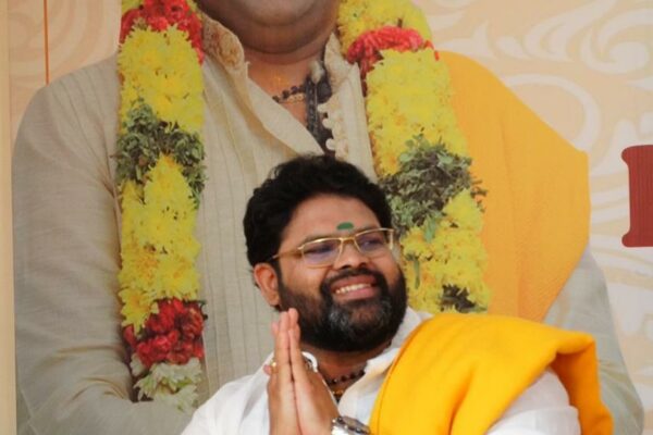 Sri Ananda Kubera Guruji: A Spiritual Luminary Transforming Lives Globally