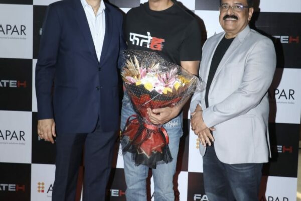 After thunderous response Sonu Sood attends Special Redcarpet Screening organized by Apar Industries In Mumbai