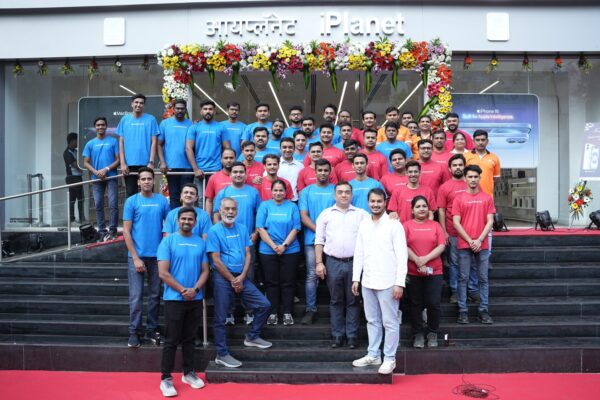 The Future of Tech Shines Bright – iPlanet, Apple’s Premium Partner, arrives in Mumbai with two new stores