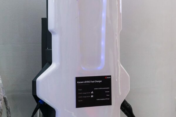 Kazam Showcases Innovations at Bharat Mobility Expo 2025 with Launch of LEVDC Fast Charger and Energy Management System