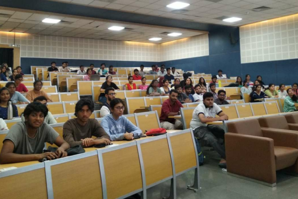 Admissions Open to IHub-Data’s 6-month Student Training Program on AI/ML at IIIT Hyderabad