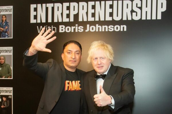 Fame King Sheeraz Hasan Crowned “Legend of Entrepreneurship” by Entrepreneur Middle East, With Boris Johnson’s Enthusiastic Endorsement