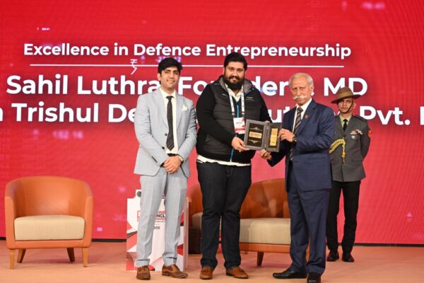 Mr. Sahil Luthra, Founder & MD of Vijayan Trishul Defence Solution, Honored with Excellence in Defence Entrepreneurship Award at ET Now Business Conclave