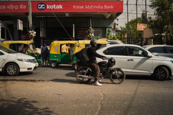 Zippee launches Blaze, 60-minute delivery service for ecommerce marketplaces