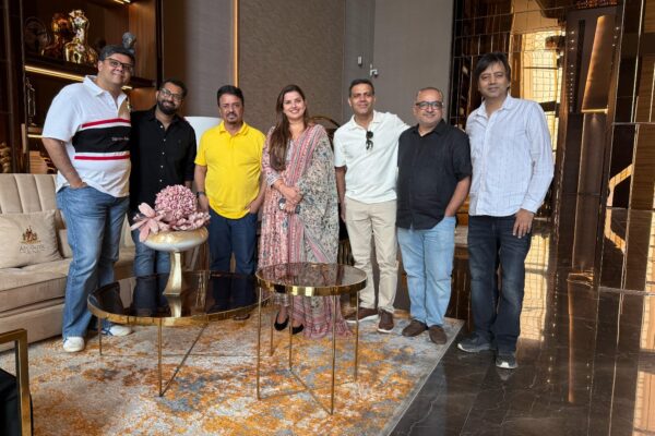PANORAMA STUDIOS JOINS HANDS WITH MONKEY GOD ENTERTAINMENT, SUMMIT STUDIOS & EKA ENTERTAINMENT TO PRODUCE MAHARANI, A GUJARATI SOCIAL COMEDY, DIRECTED BY VIRAL SHAH