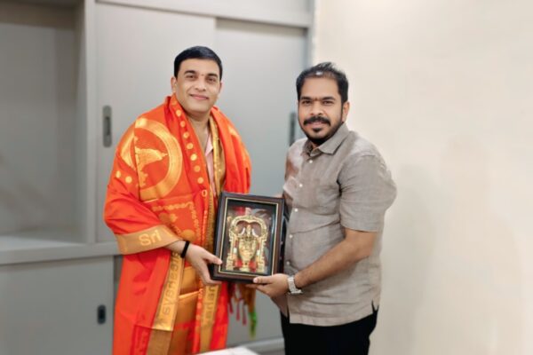 Virtusa Life Spaces CMD Sri Venkat Meets TGFDC Chairman Sri Dil Raju; Applauds Gaddar Awards Initiative