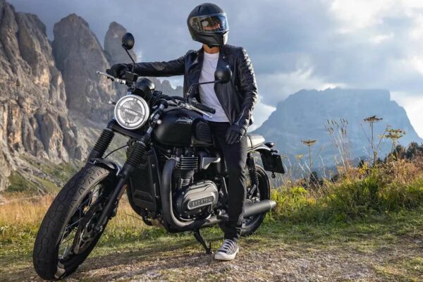 Meet the All-New Brixton Cromwell 1200 | Price in India, Top Speed, Features & Review