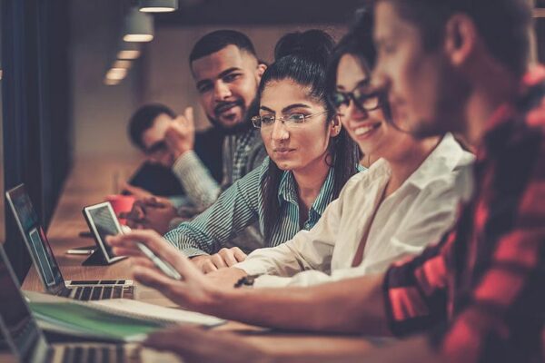 Paisabazaar Analysis Shows Young Indians Beginning Credit Journeys Early
