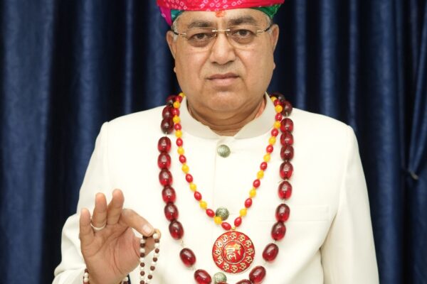 From Law and Leadership to Spiritual Legacy: The Inspirational Journey of Dayalu Ji Maharaj, a Modern-Day Gita Preacher
