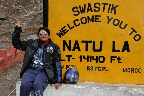 Pooja Garg Becomes World Champion: Overcomes Cancer and Spinal Injury to Scale Nathu La Pass, Creates History with London Book of World Records Recognition