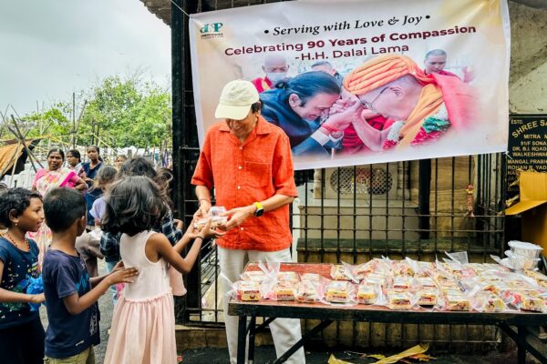 Dr. Dinesh Shahra Celebrates HH the Dalai Lama’s 90th Birthday with Annadanam: A Tribute to Compassion and Oneness