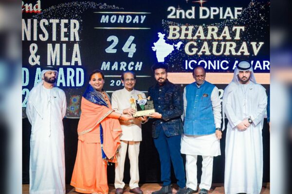 Mayank Gola Crowned “India’s Best Model & Internet Personality” by Governor of India in Star-Studded Awards Gala