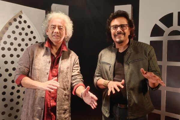 Bickram Ghosh & Taufiq Qureshi’s Dum is a Masterstroke of A Cappella and Body Percussion with stunning arrangements .
