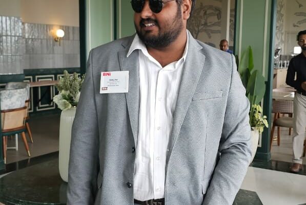 Young entrepreneur Saroj Kumar Jha has built Odisha’s first doorstep car wash startup, BookMeClean, which reached a ₹2 crore turnover in just three years.