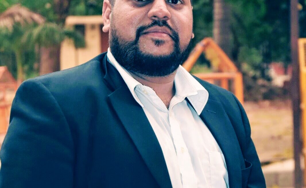 Roopenshu Pratap Singh, Top litigation lawyer in Delhi , Best criminal defense lawyer India, Startup legal services Gurgaon, Corporate law firm in India ,