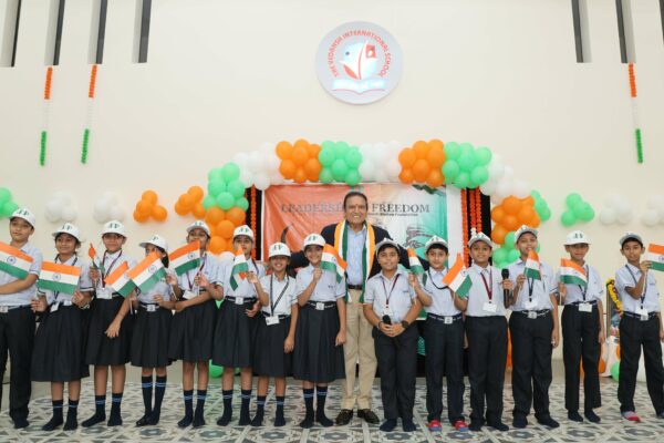 Dr. Dinesh Shahra Sparks Leadership Spirit at Vedansh International School’s Independence Day Celebration