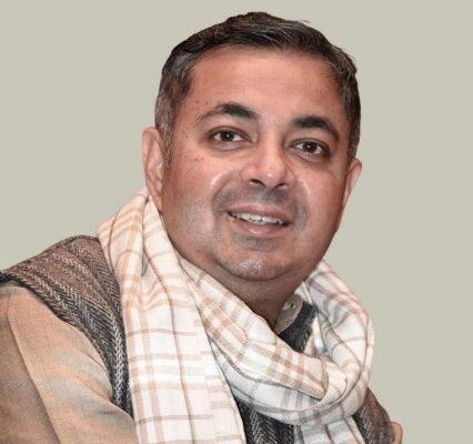 Mrinal Singh’s art series “Machhak Kutumb” received glory
