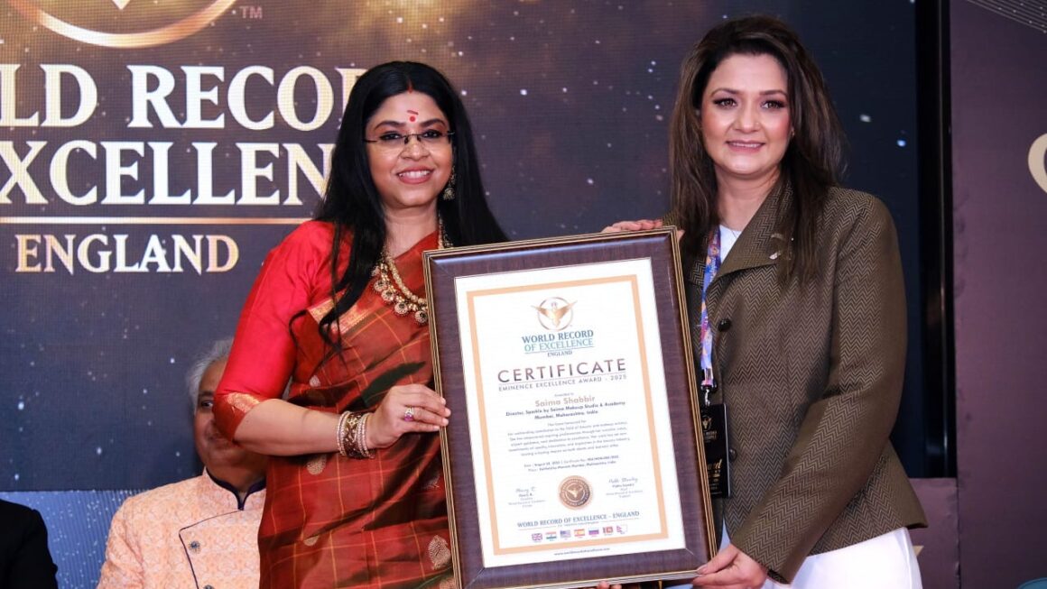 Dr. Sohini Sastri Felicitates 65 Eminent Personalities at the World Record of Excellence Award Ceremony in Mumbai