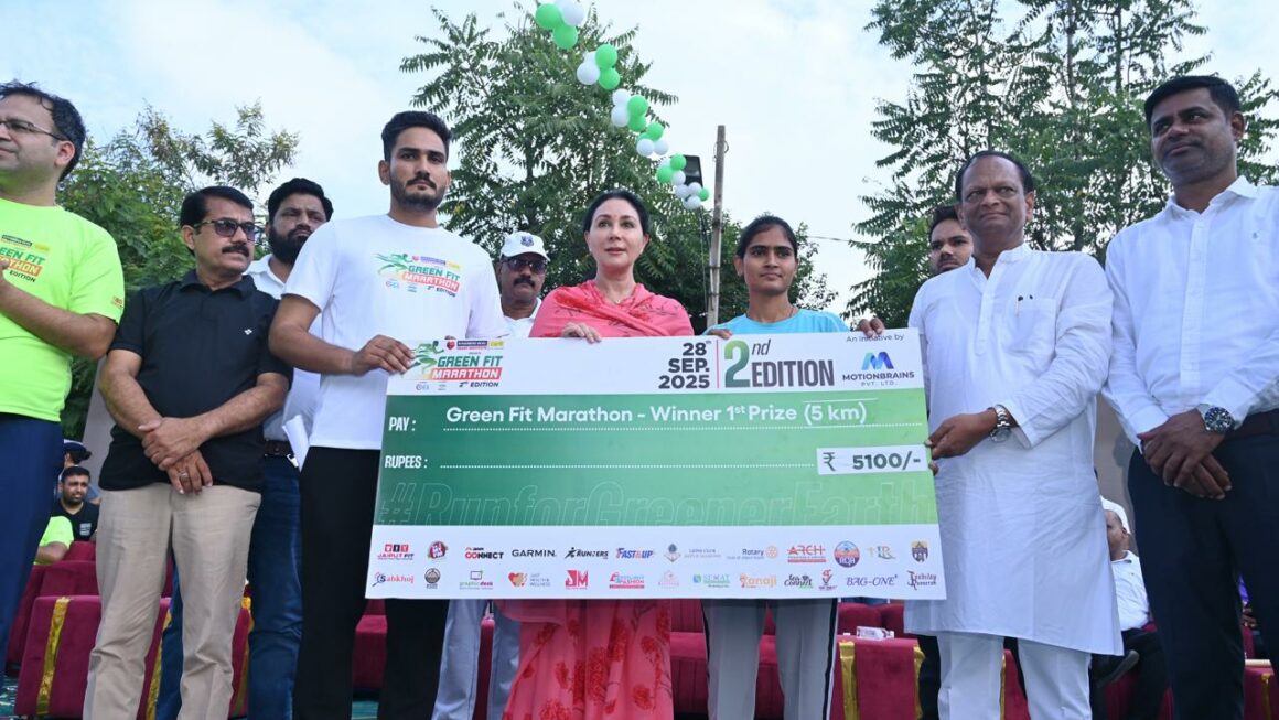 Green Fit Marathon-2025: Over 5,000 Runners Participate, Deputy Chief Minister Diya Kumari Flags Off the Event