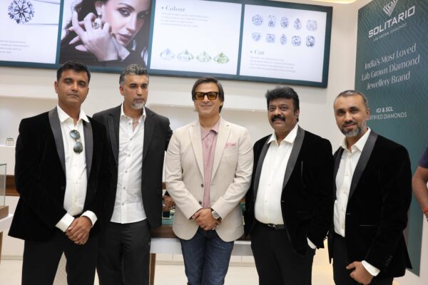 Solitario Blings India this Navratri: Launches 10 new stores and 10 new SIS across India